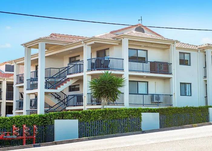213 South Pacific Apartments